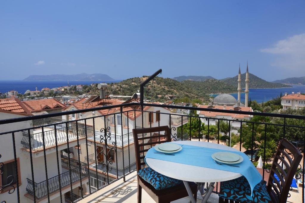 Tugce Apartments 카스 외부 사진